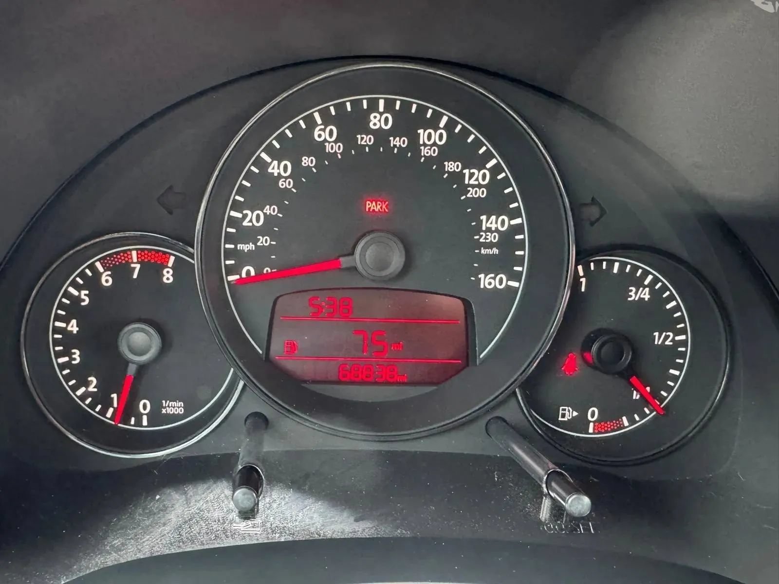 Used 2012 Volkswagen Beetle 2.5 FWD image 12