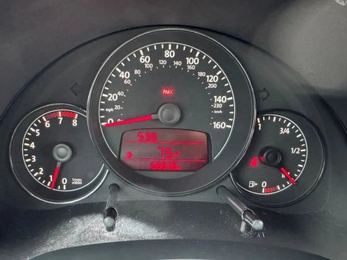 Used 2012 Volkswagen Beetle 2.5 FWD image 12