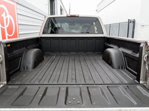 Used 1998 Chevrolet Silverado 2500 4x4 Extended Cab w/ Preferred Equipment Group 2 image 31