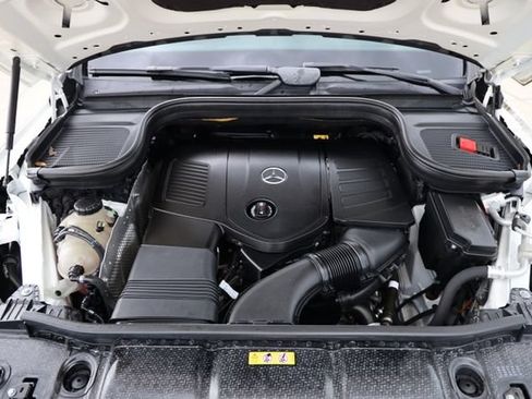 Used 2024 Mercedes-Benz GLE 350 4MATIC image 30