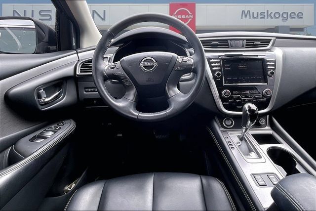 Used 2023 Nissan Murano SV FWD image 8