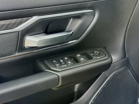 New 2026 RAM 1500 4x4 Crew Cab image 18