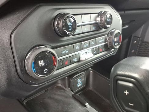 Used 2025 Ford Bronco Big Bend image 25