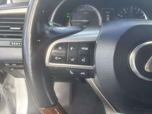 Used 2018 Lexus RX 450hL Premium image 12