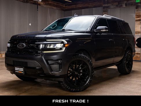 Used 2023 Ford Expedition Limited RWD image 5
