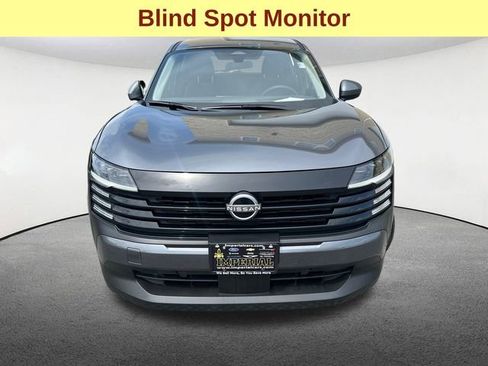 Used 2025 Nissan Kicks SV w/ Charging Package image 4