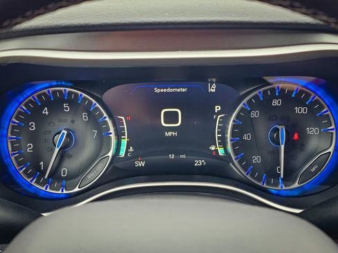 New 2026 Chrysler Pacifica Select image 16