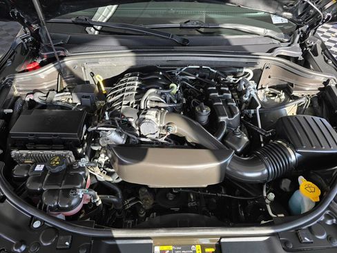 Used 2024 Dodge Durango GT image 13