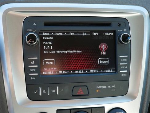 Used 2016 GMC Acadia SLE image 22