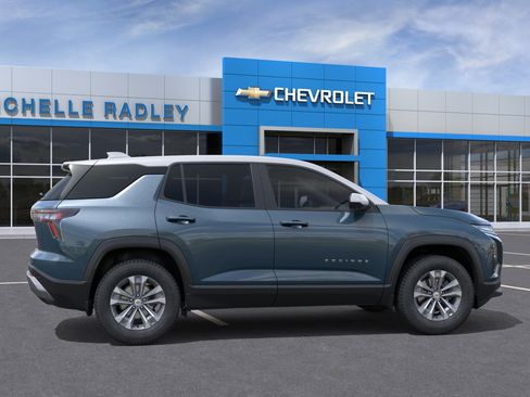 New 2026 Chevrolet Equinox LT FWD image 5