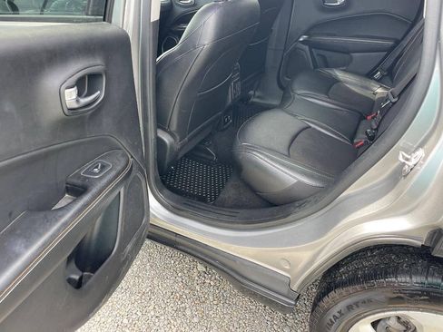 Used 2019 Jeep Compass Latitude w/ Popular Equipment Group AWD/4WD image 11