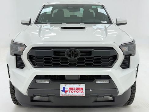 New 2026 Toyota Tacoma TRD Sport AWD/4WD image 3