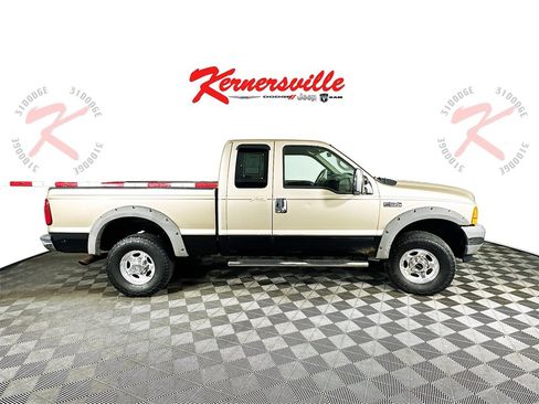 Used 2001 Ford F250 Lariat image 8