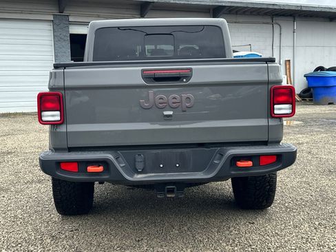 Used 2022 Jeep Gladiator Mojave w/ Trailer Tow Package AWD/4WD image 6