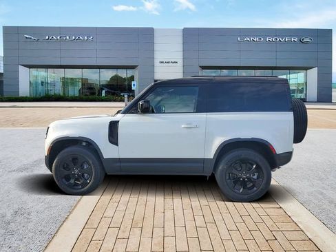 Certified 2025 Land Rover Defender 90 S AWD/4WD image 7