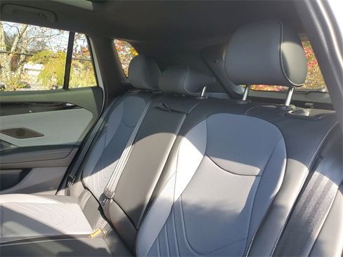 New 2026 Volkswagen Tiguan SE R-Line image 10