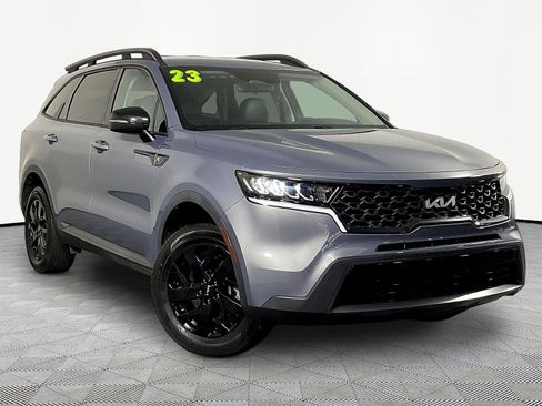 Used 2023 Kia Sorento S AWD/4WD image 3