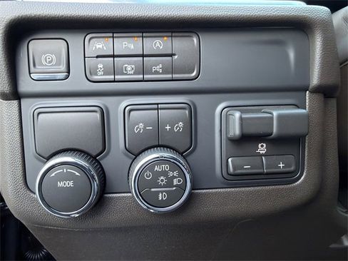 New 2026 Chevrolet Tahoe LT w/ Comfort Package image 18