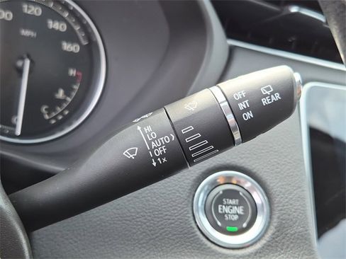 Used 2023 Cadillac XT4 Sport image 27