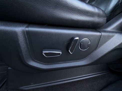 Used 2018 Ford F250 Lariat image 24