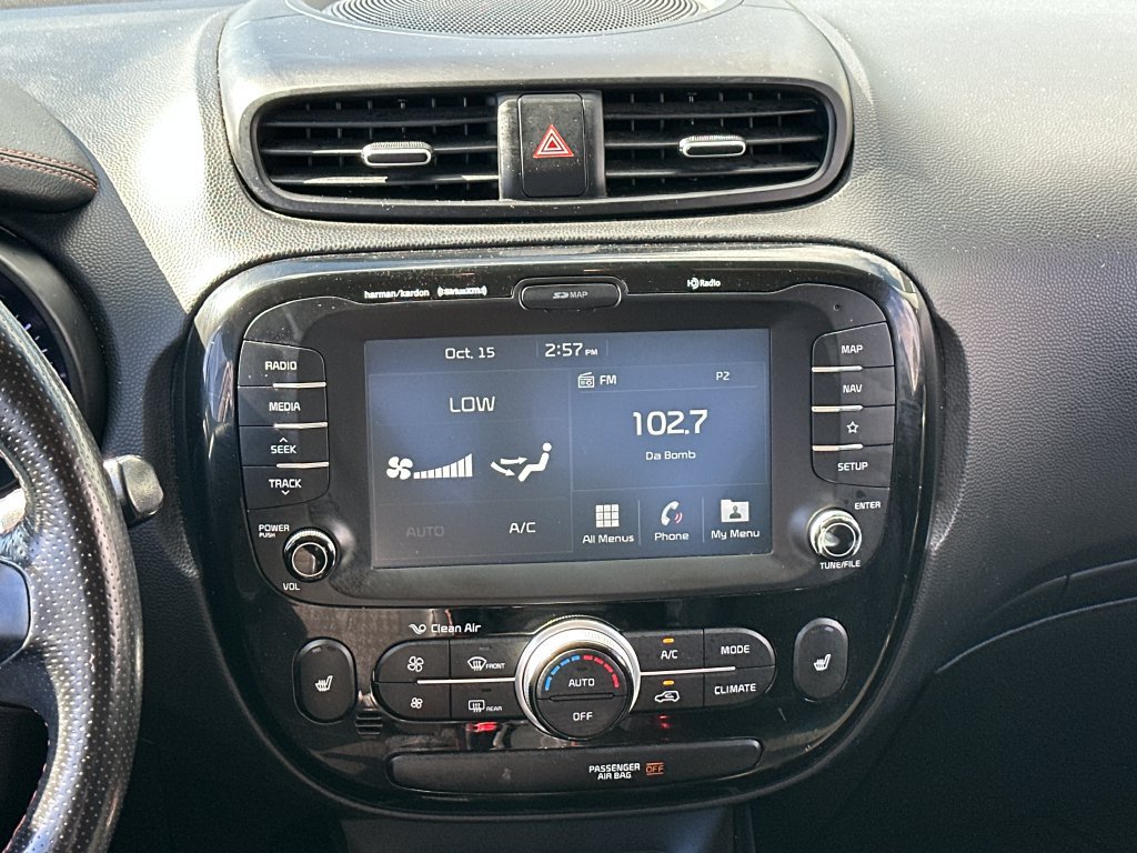 Used 2018 Kia Soul ! w/ Tech Package FWD image 16