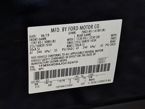 Used 2018 Ford Explorer XLT w/ Equipment Group 202A AWD/4WD image 26