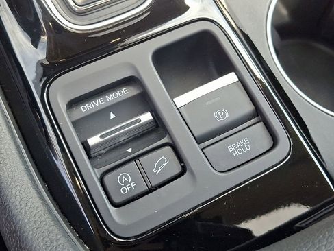 Used 2023 Honda Pilot Elite image 27