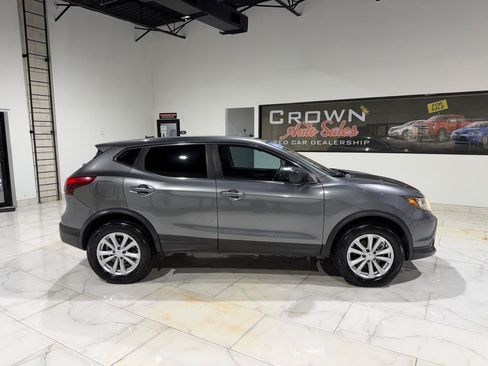 Used 2017 Nissan Rogue Sport S w/ S Appearance Package FWD image 8