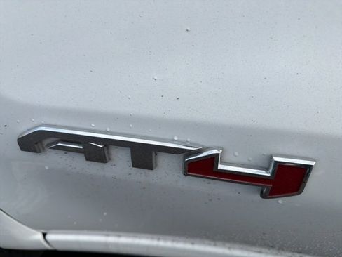 Used 2025 GMC Sierra 1500 AT4 image 21