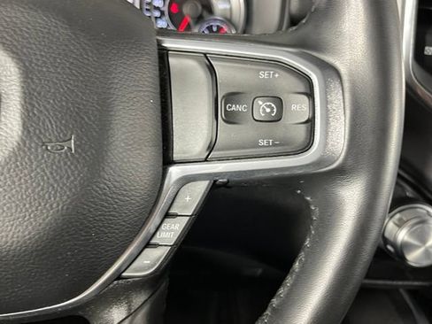 Used 2022 RAM 1500 Laramie AWD/4WD image 18