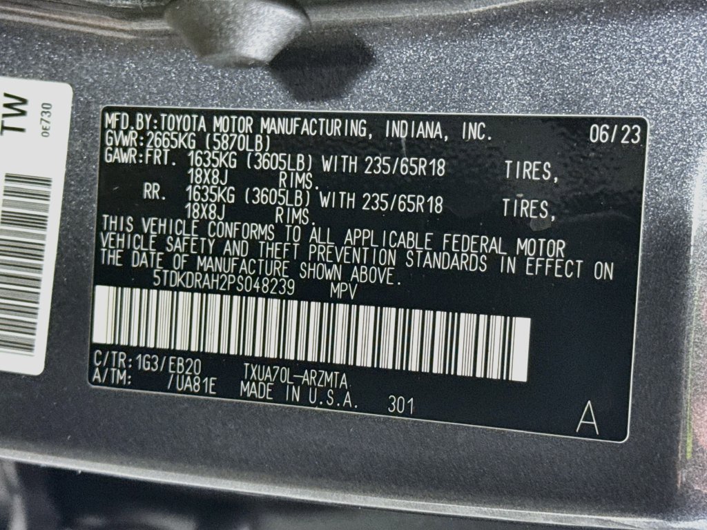 Used 2023 Toyota Highlander XLE FWD image 39
