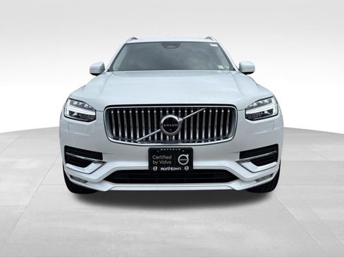 Used 2024 Volvo XC90 B6 Plus w/ Protection Package AWD/4WD image 5