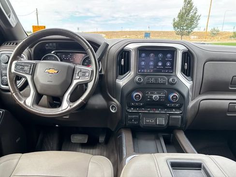 Certified 2022 Chevrolet Silverado 2500 LTZ w/ LTZ Convenience Package AWD/4WD image 12