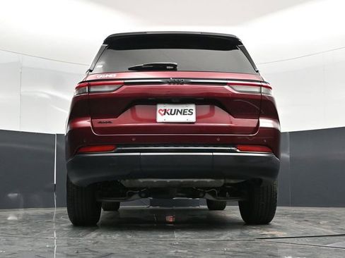Used 2025 Jeep Grand Cherokee Altitude AWD/4WD image 59