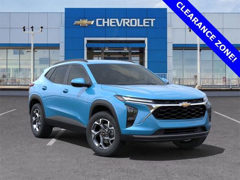 New 2025 Chevrolet Trax LT w/ Driver Confidence Package image 7