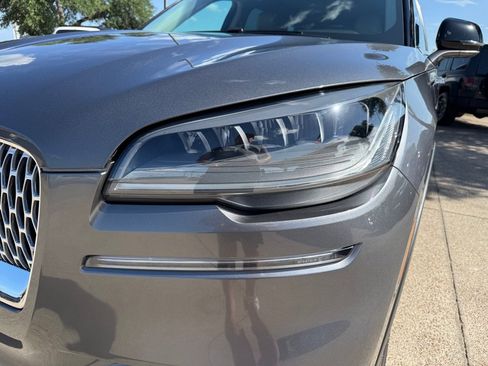 Used 2022 Lincoln Aviator 2WD image 9