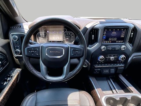 Used 2021 GMC Sierra 1500 Denali w/ Denali Ultimate Package AWD/4WD image 6
