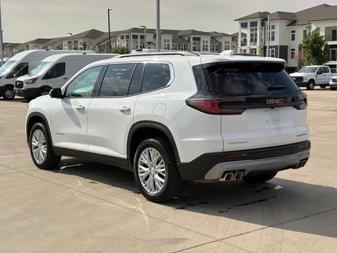Used 2026 GMC Acadia Elevation w/ Elevation Premium Package FWD image 5