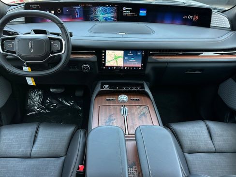 New 2026 Lincoln Navigator Black Label AWD/4WD image 12