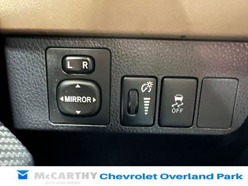 Used 2013 Toyota RAV4 LE FWD image 18