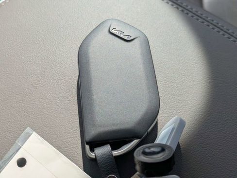 New 2026 Kia Carnival FWD image 32
