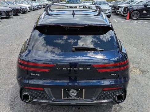 Used 2023 Genesis GV70 2.5T AWD/4WD image 8