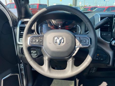 Used 2026 RAM 2500 Laramie AWD/4WD image 16