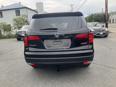 Used 2017 Honda Pilot LX image 5
