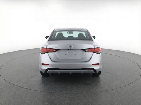 Used 2024 Nissan Altima 2.5 SV FWD image 7