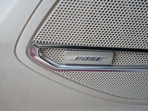 Used 2022 Buick Envision Avenir w/ Technology Package II image 28