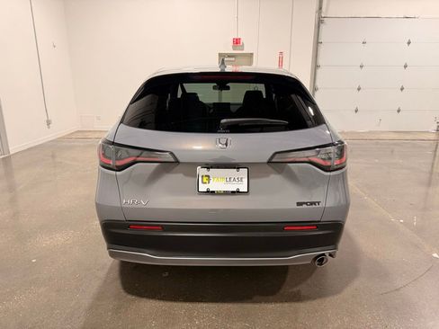 Used 2025 Honda HR-V Sport image 6