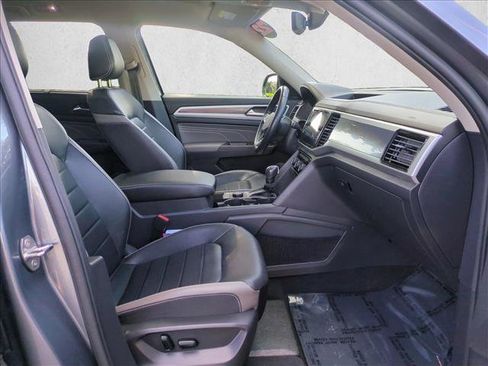 Used 2022 Volkswagen Atlas SEL Premium image 21