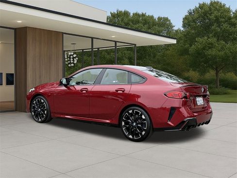 Used 2025 BMW M235i xDrive w/ Premium Package image 11