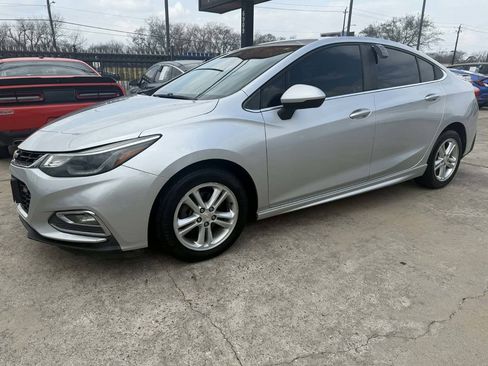Used 2017 Chevrolet Cruze LT w/ RS Package FWD image 1